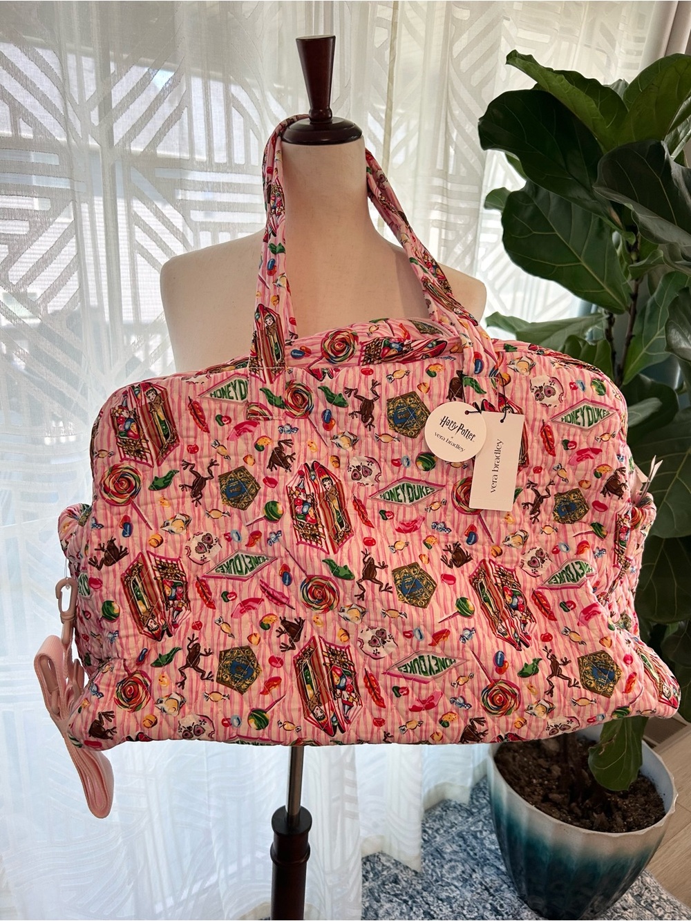 NWT RARE Vera Bradley Harry Potter Honeydukes Large Weekender Travel Bag